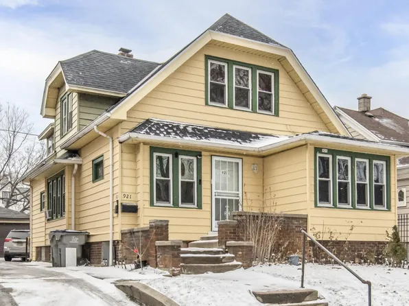 921 South 20th STREET, Milwaukee, WI 53204