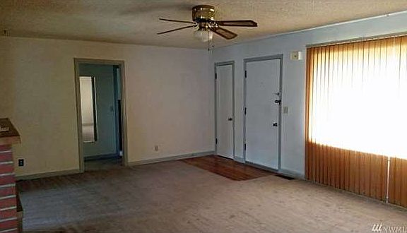 4th image of 2618 N Pearl St