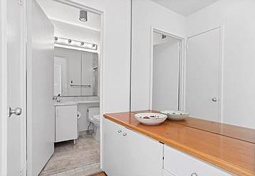 1st image of 117 E 57th St APT 39C