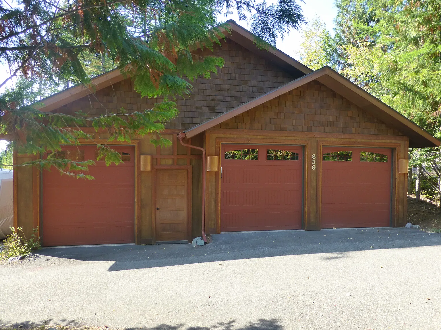 3 bed, 3.5 bath, 2760 sqft, $3,950 — Photo 2