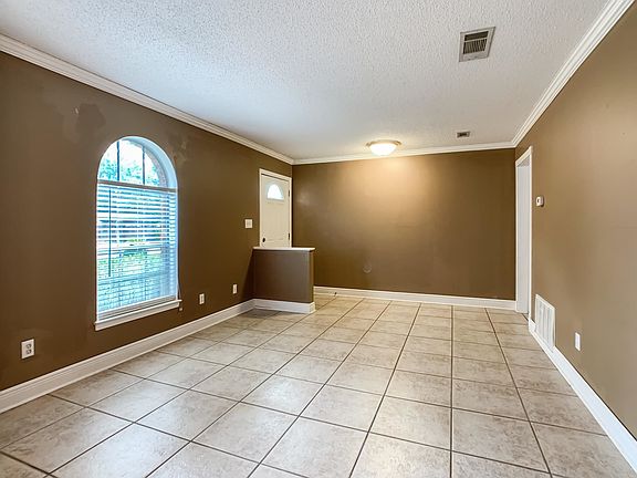 4th image of 4239 Burtonwood Cir