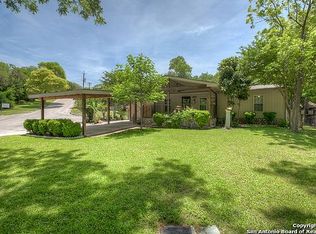 452 River Bend Dr, New Braunfels, TX 78130