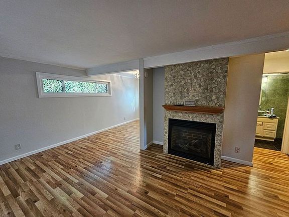 4th image of 1952 Silverwood Ave