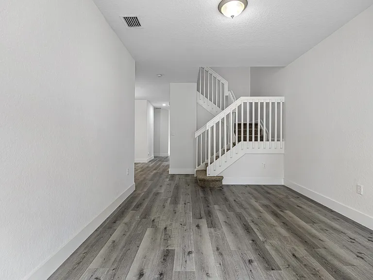 1427 SE 24th Rd — Photo 13