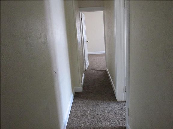 5th image of 725 N Chester Ave