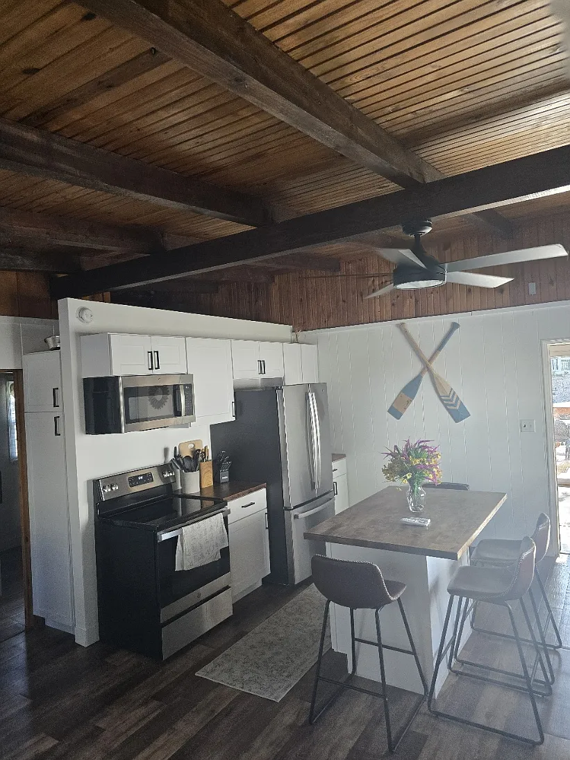 2 bed, $1,700 — Photo 3