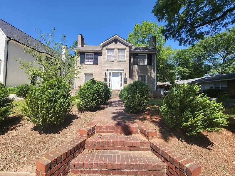 1st image of 224 S Laurel Ave