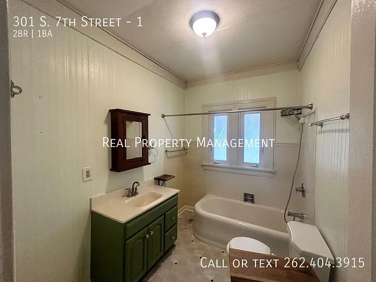301 S 7th St #1 — Photo 4