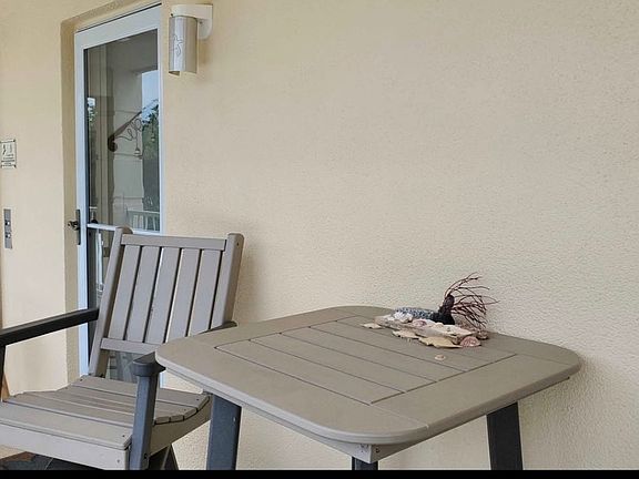 2nd image of 3802 Gulf Of Mexico Dr