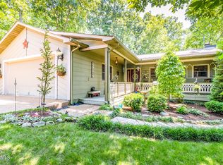 464/466 Snead Dr, Crossville, TN 38558