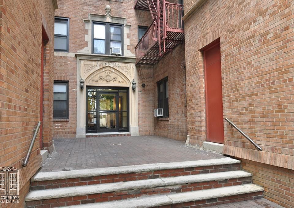 1st image of 4342 45th St APT 5H