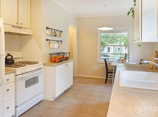 2210 Estelle Dr SE, East Grand Rapids, MI