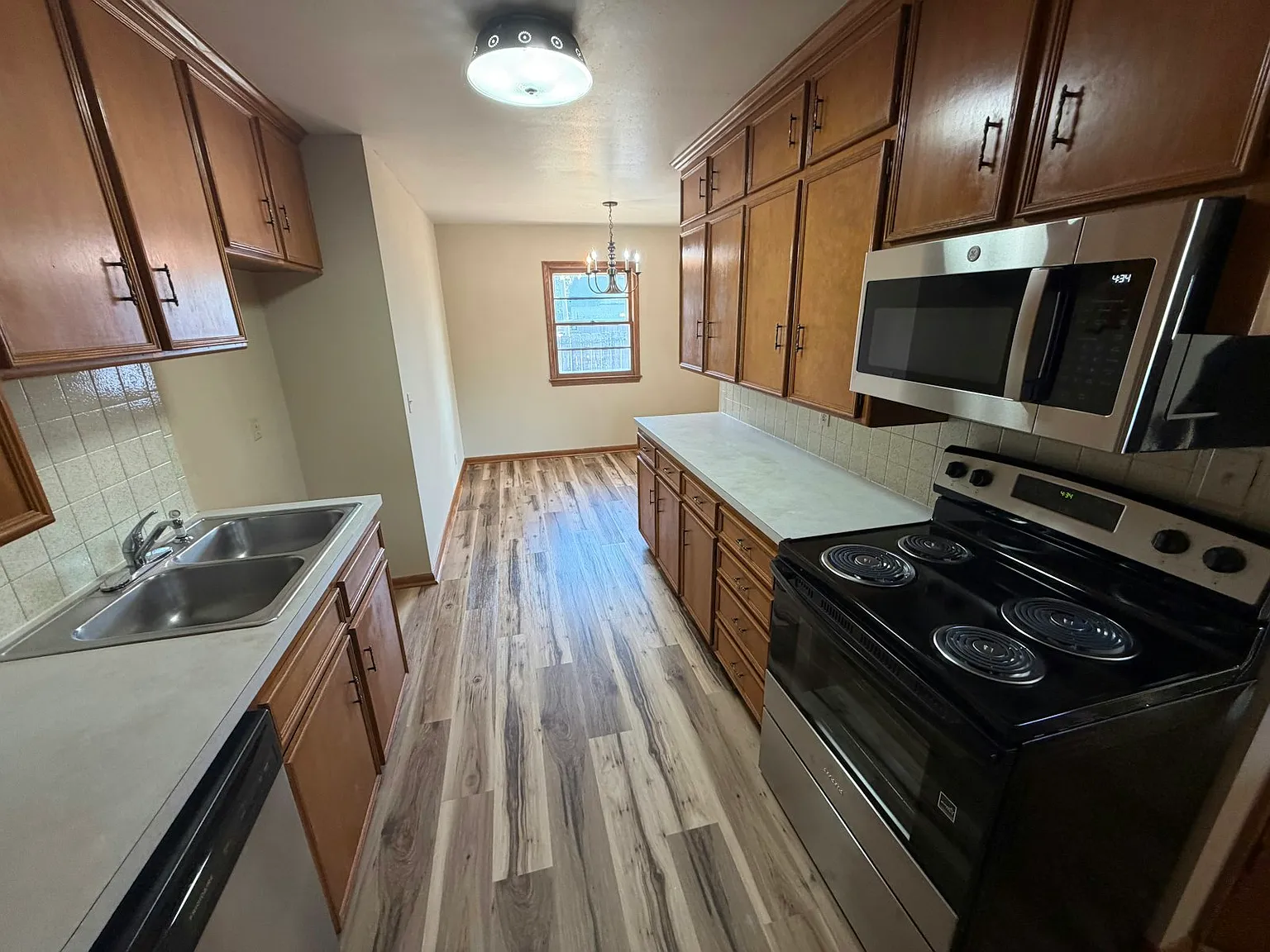 1400 Morgantown — Photo 4