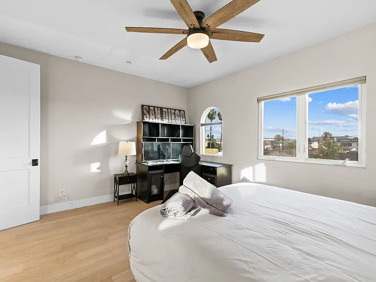 5051 Savannah St — Photo 43