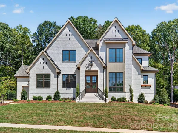 608 Deodar Cedar Dr, Weddington, NC 28104