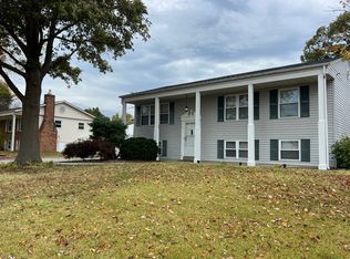 50 Jamestown Dr, Saint Peters, MO 63376