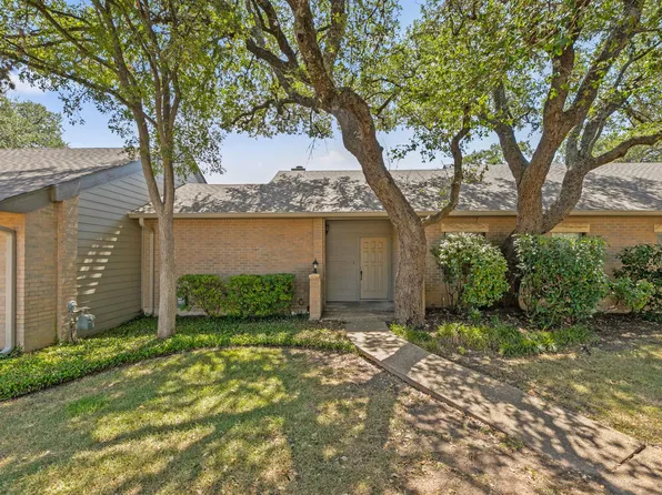 5737 N Scout Island Cir, Austin, TX 78731