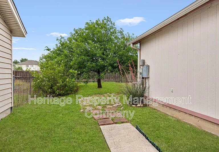 6863 Cypress Mist Dr — Photo 29