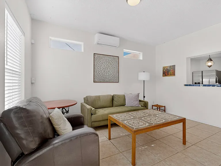 226 Sierra Pl NE — Photo 9
