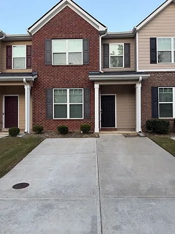 3 bed, 2.5 bath, 1455 sqft, $2,000 — Photo 1