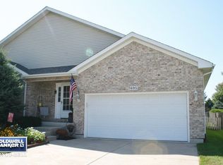 695 S Elizabeth St, Maple Park, IL 60151