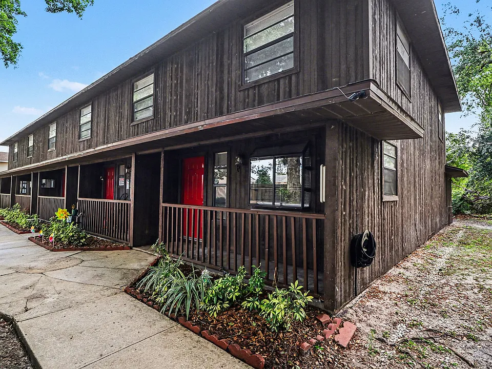 162 Bowie Ln #E