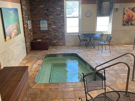 2nd image of 130 N Pearl St APT 205