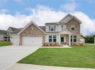 105 Arabella Pkwy, Locust Grove, GA 30248