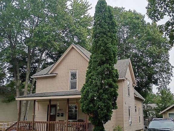 2nd image of 807 Cooley Pl #1 & 2