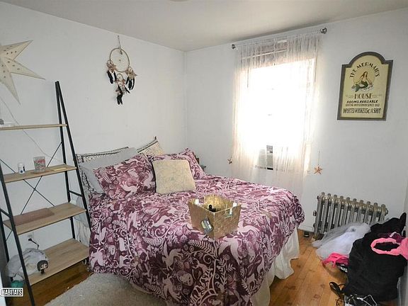 4th image of 70 W 68th St APT 3R