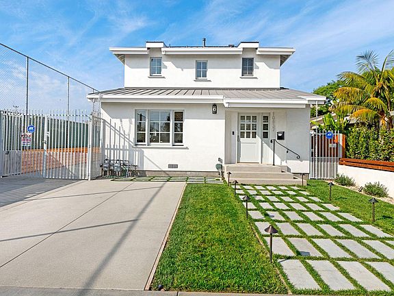 2nd image of 10837 Westminster Ave