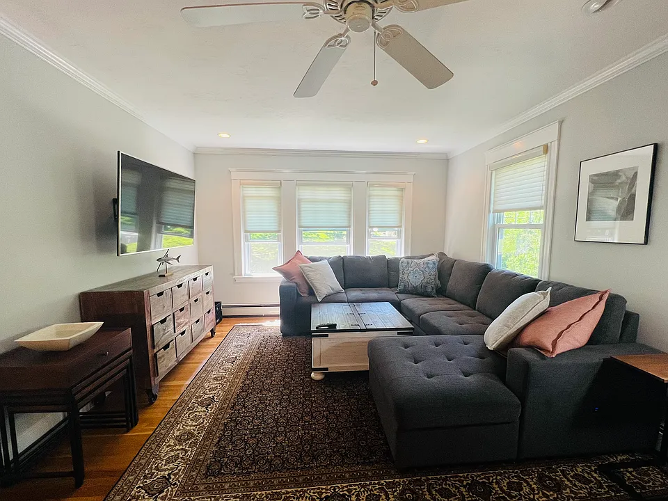 15 Abigail Ave #15