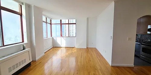 Rented by Battery Park Realty