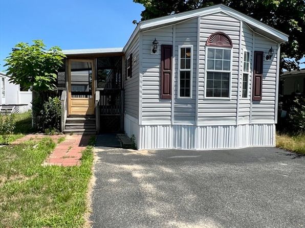 4 Francis St, E Wareham, MA 02538