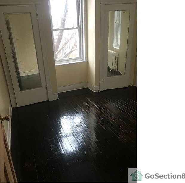 2nd image of 1711 S 58th St
