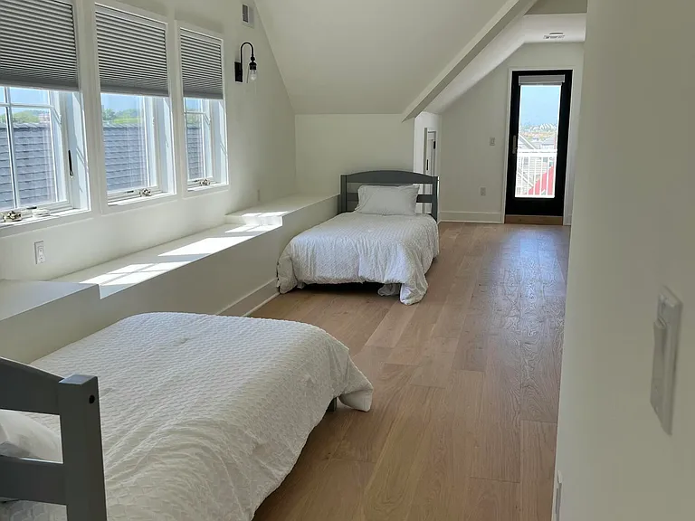 22 Church St #1 — Photo 8