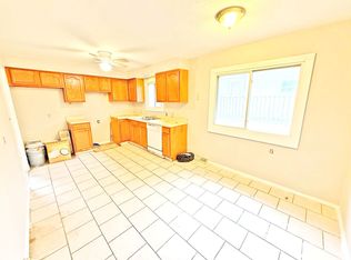 4905 Donovan Dr, Garfield Heights, OH 44125