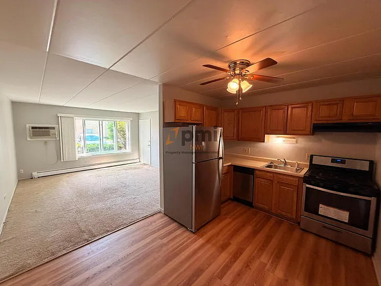 111 Harrington Ave #11 — Photo 4
