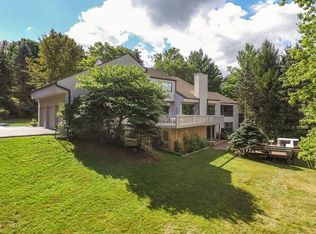 60 Random Farms Cir, Chappaqua, NY 10514