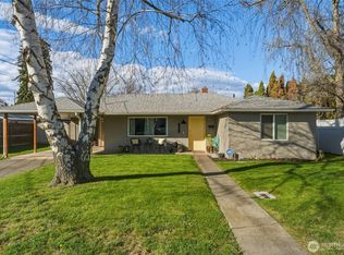 1557 J St, Walla Walla, WA 99362