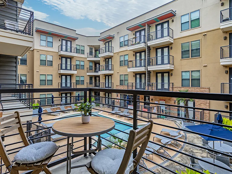 Grandmarc Austin - Student Housing — Photo 7