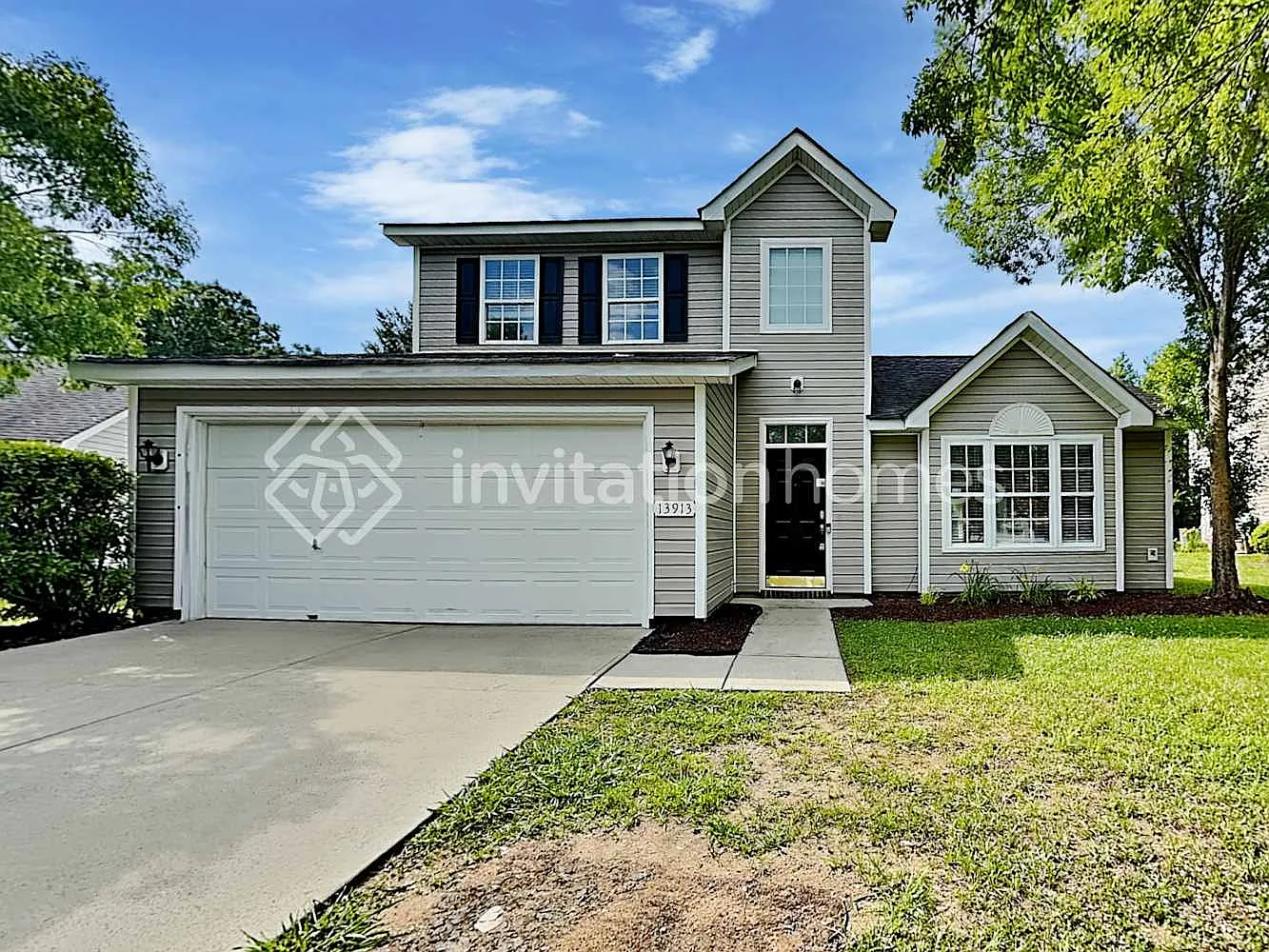 13913 Ballyshannon Ln Charlotte, NC 28278 — Photo 1