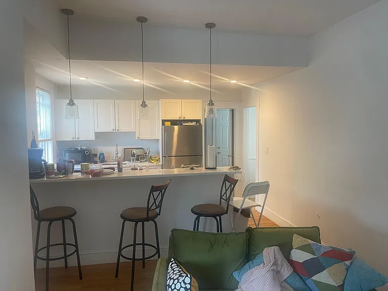 40 Newton St #2 — Photo 2