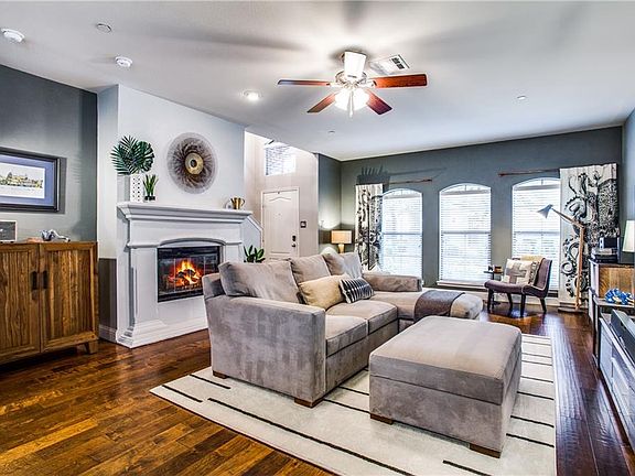 4th image of 6826 Livorno Ln