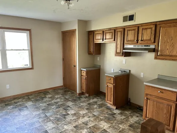 9096 North 95th STREET #K, Milwaukee, WI 53224