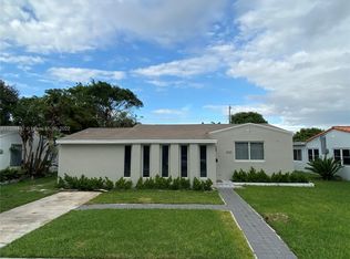 3221 Cleveland St, Hollywood, FL 33021