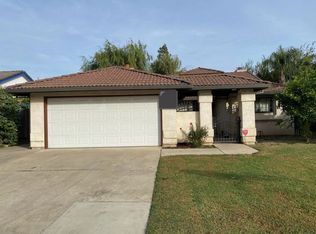 2417 Greenacre Ln, Modesto, CA 95355