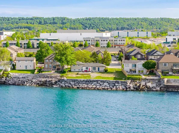 46 Seabreeze Cres, Hamilton, ON L8E 5C8