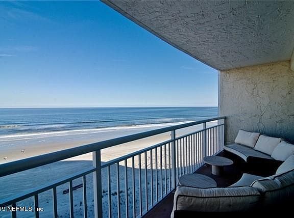 4th image of 1601 Ocean Dr S APT 703