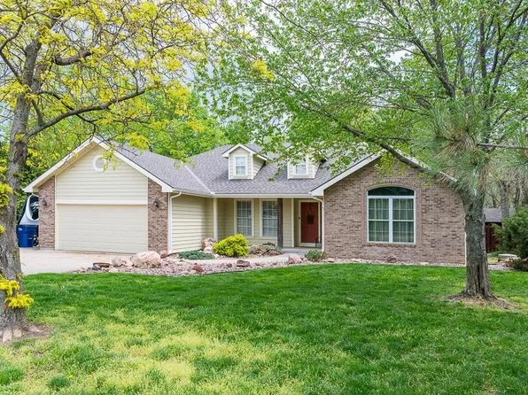 17930 156th Ter, Basehor, KS 66007